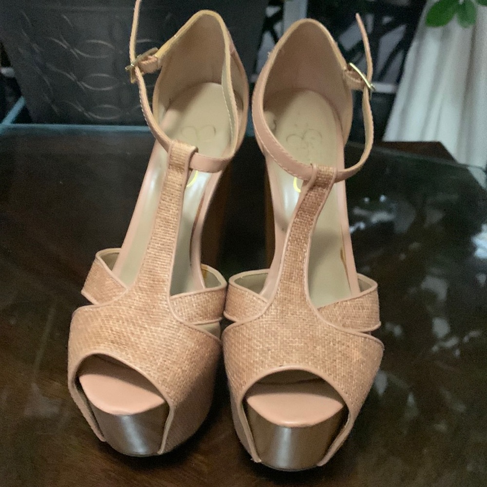 Jessica Simpson heels